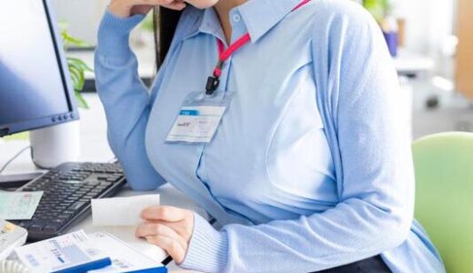 【★4.7】生意気な爆乳経理がなんとデリヘル嬢だった！乳圧パイズリや激しいバックがすごすぎる！